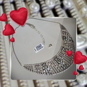 New Brighton American Beauty bib necklace